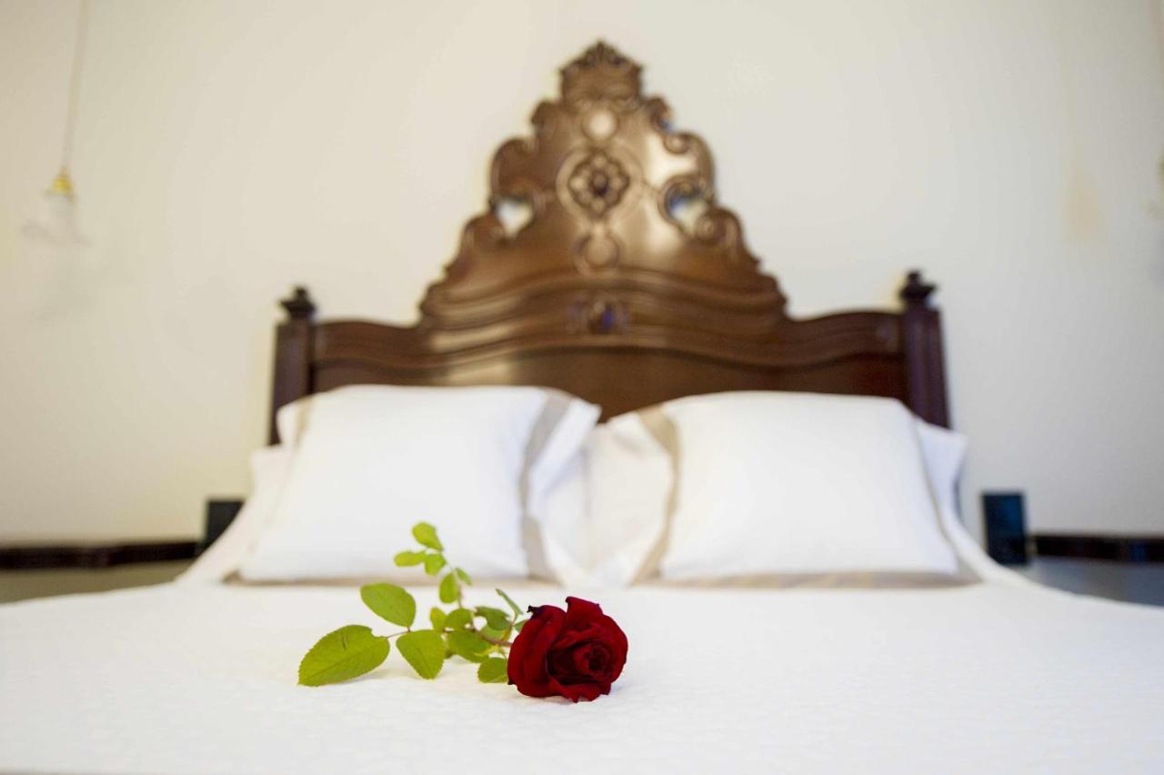Bolet Casa Modernista Bed & Breakfast Castellvi de la Marca ภายนอก รูปภาพ