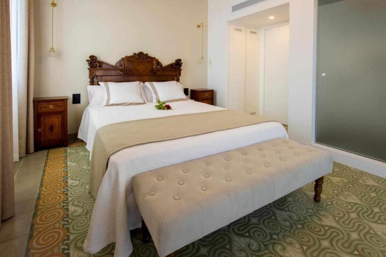 Bolet Casa Modernista Bed & Breakfast Castellvi de la Marca ภายนอก รูปภาพ