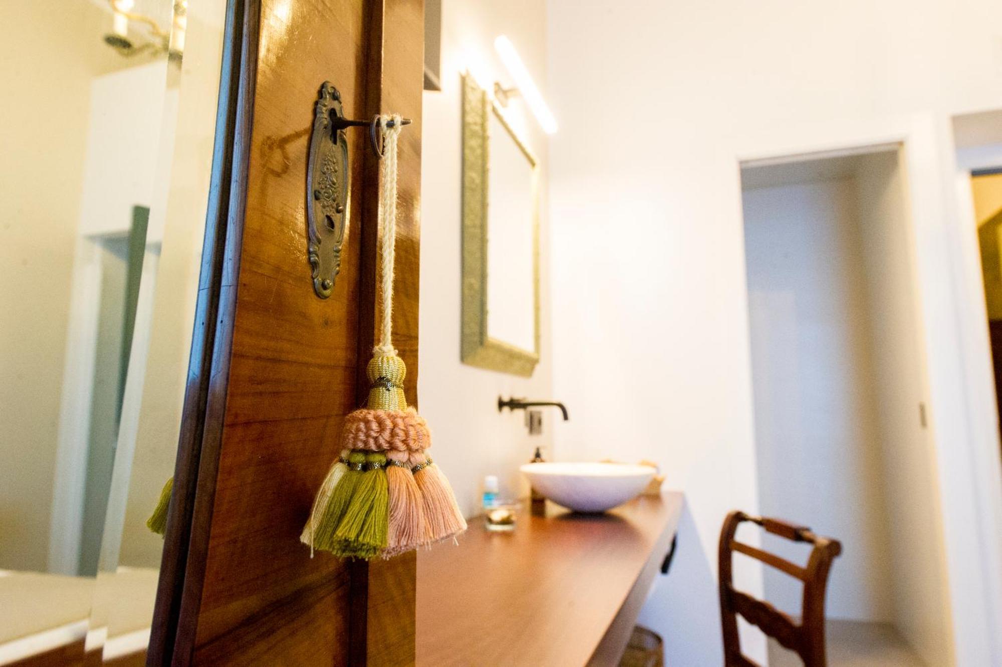 Bolet Casa Modernista Bed & Breakfast Castellvi de la Marca ภายนอก รูปภาพ