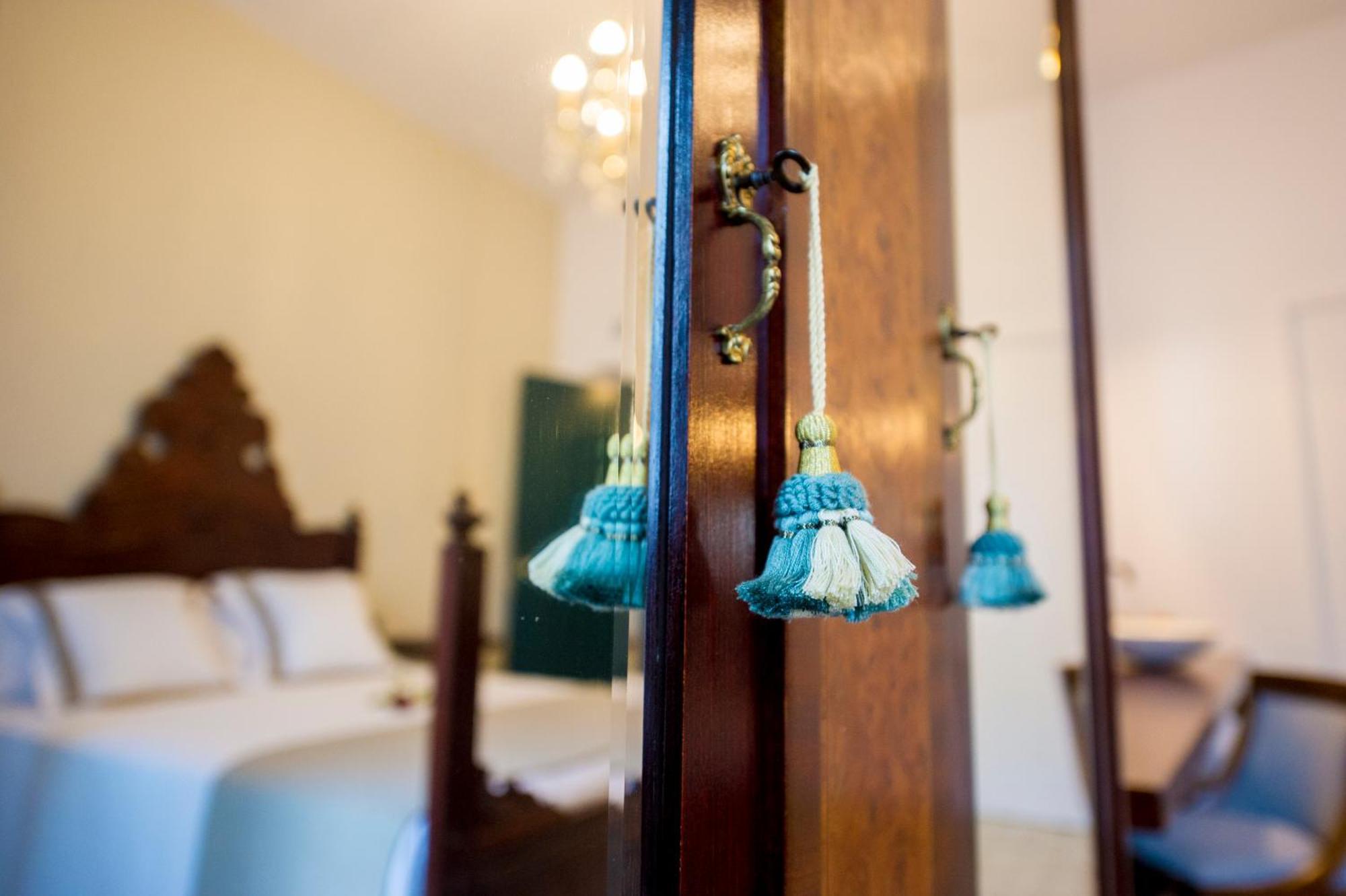 Bolet Casa Modernista Bed & Breakfast Castellvi de la Marca ภายนอก รูปภาพ