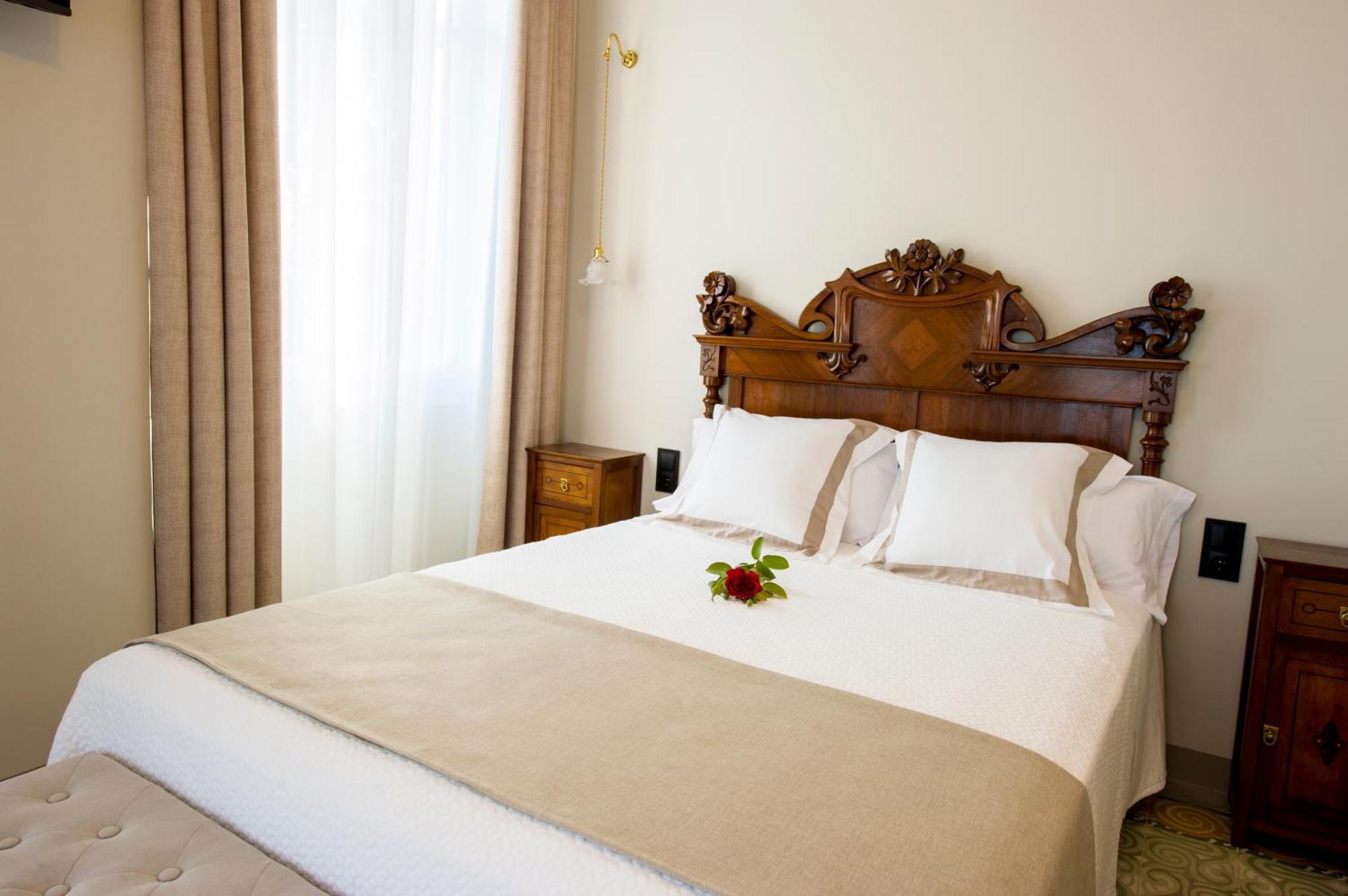 Bolet Casa Modernista Bed & Breakfast Castellvi de la Marca ภายนอก รูปภาพ